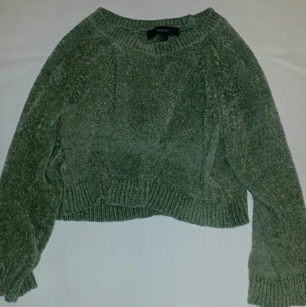 Forever 21 GREEN very soft cropped sweater